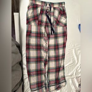 Aerie Red, Green and yellow plaid Pj Pants